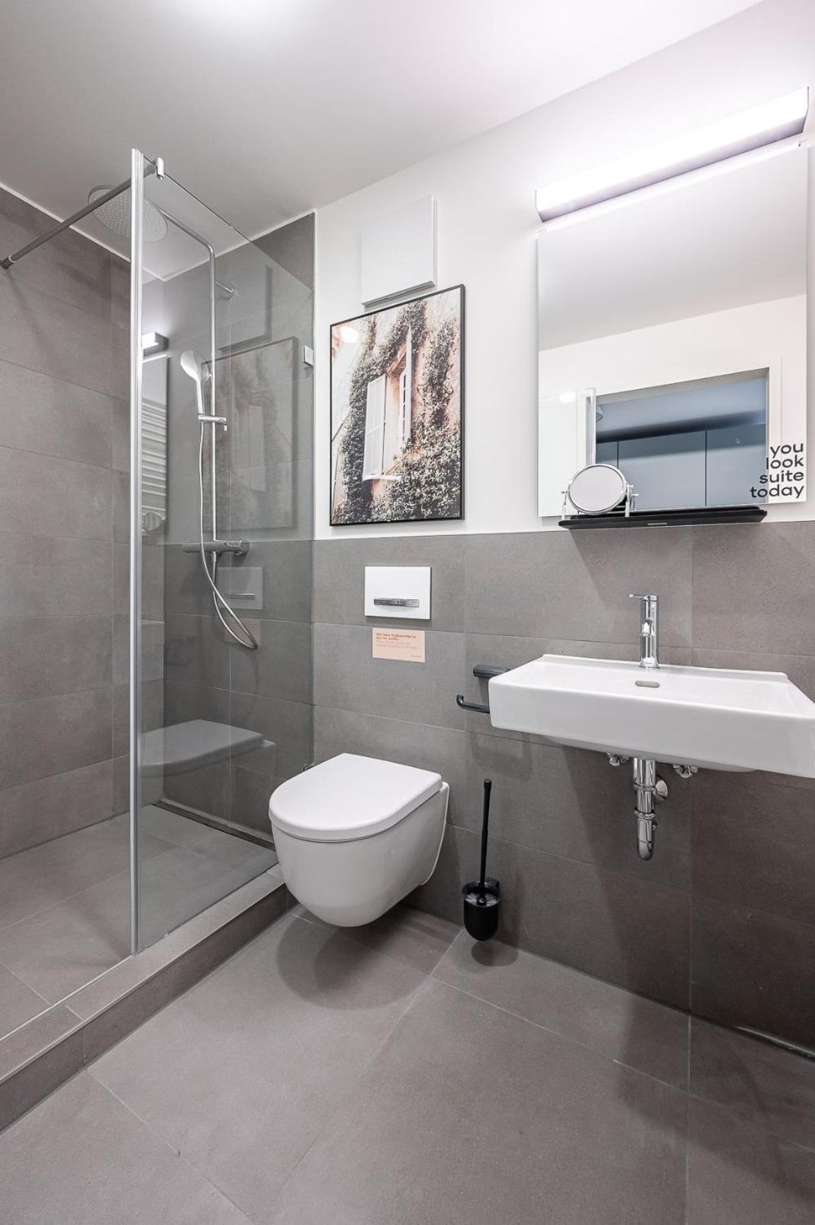 Limehome Stuttgart Elsenhansstr Zimmer foto